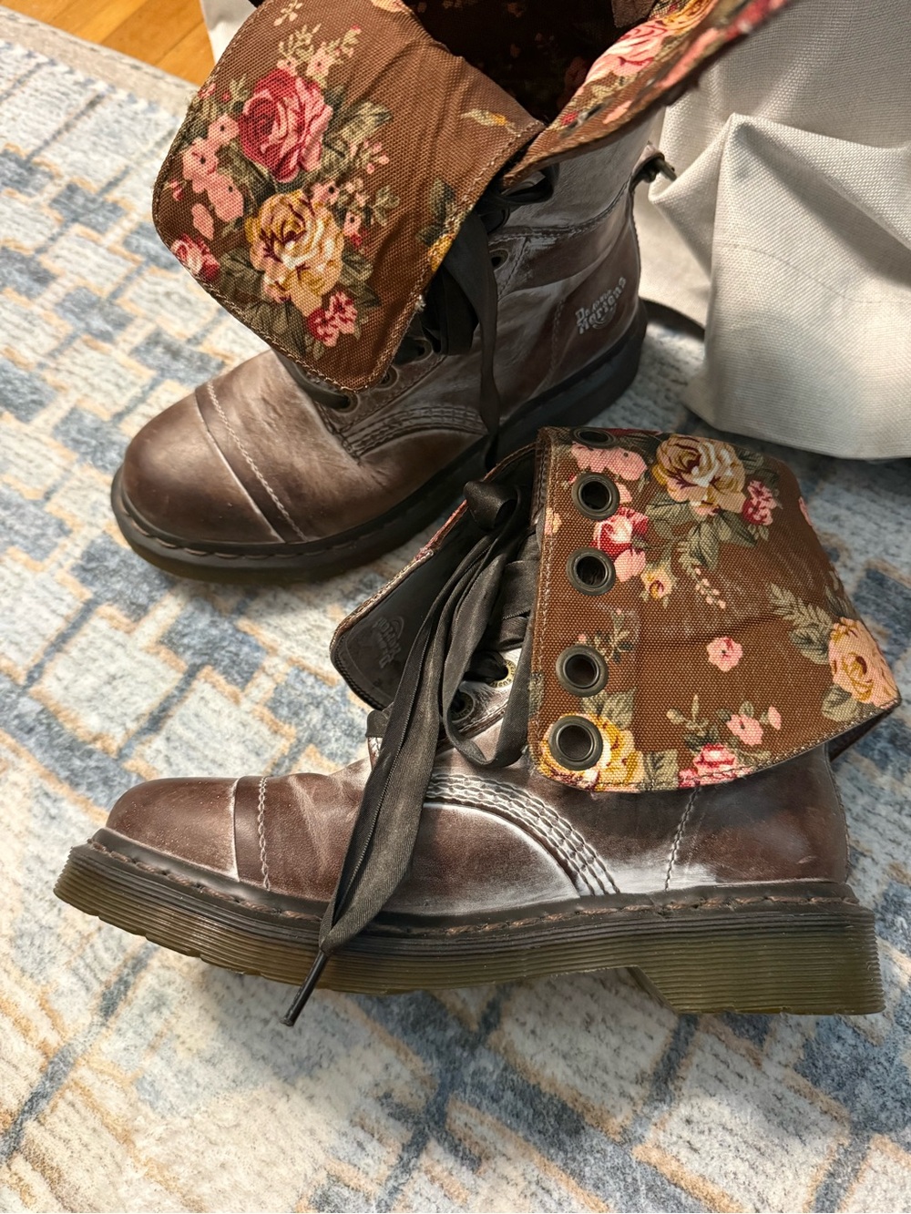 Dr. Marten Triumph Floral Fold-over Lace Up Boots - Picture 2 of 7